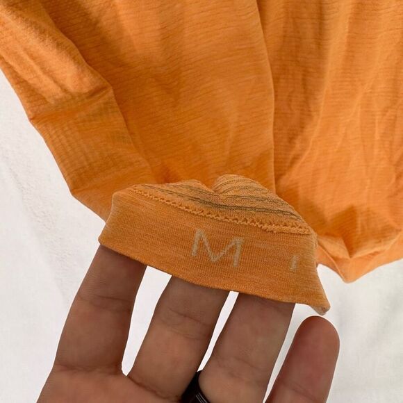 Lululemon Orange Men’s Workout Short Sleeve Top Size Medium - Picture 10 of 10